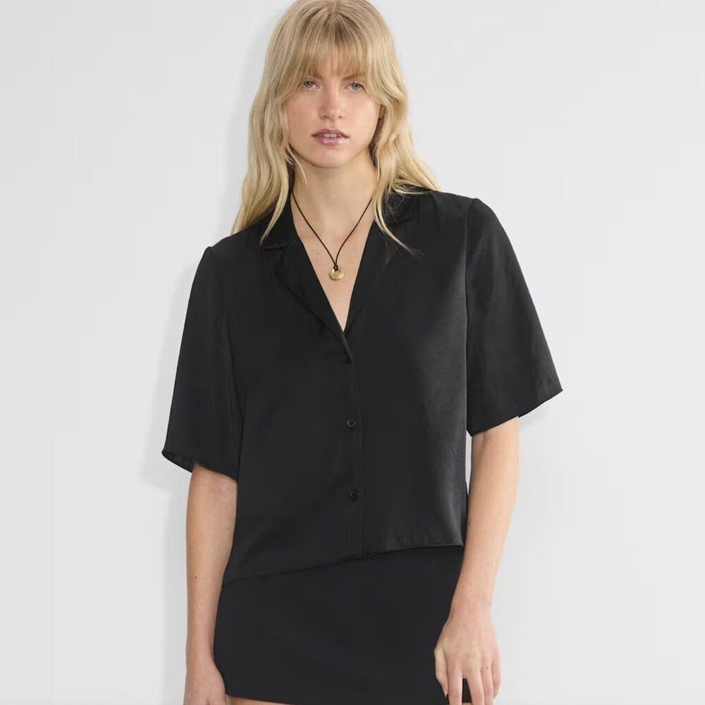Aritzia Beso Satin Shirt (NWT)